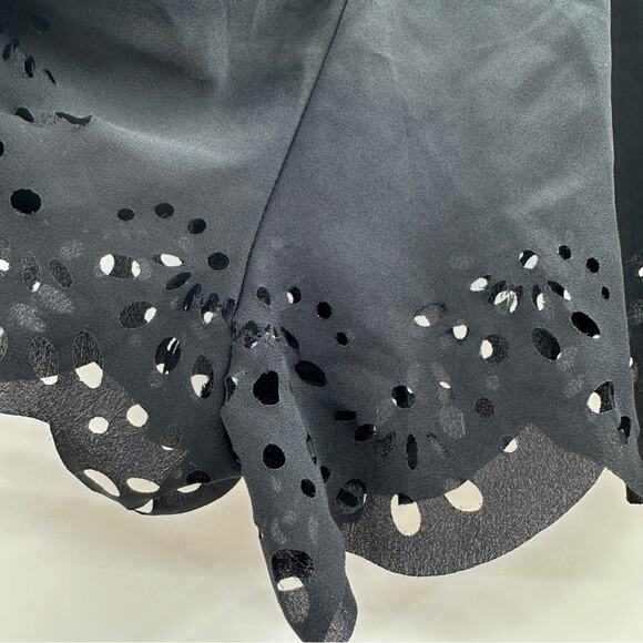 Brandy Melville Black Floral Laser Cut Eyelet High Rise Drawstring Shorts OS - Picture 9 of 12